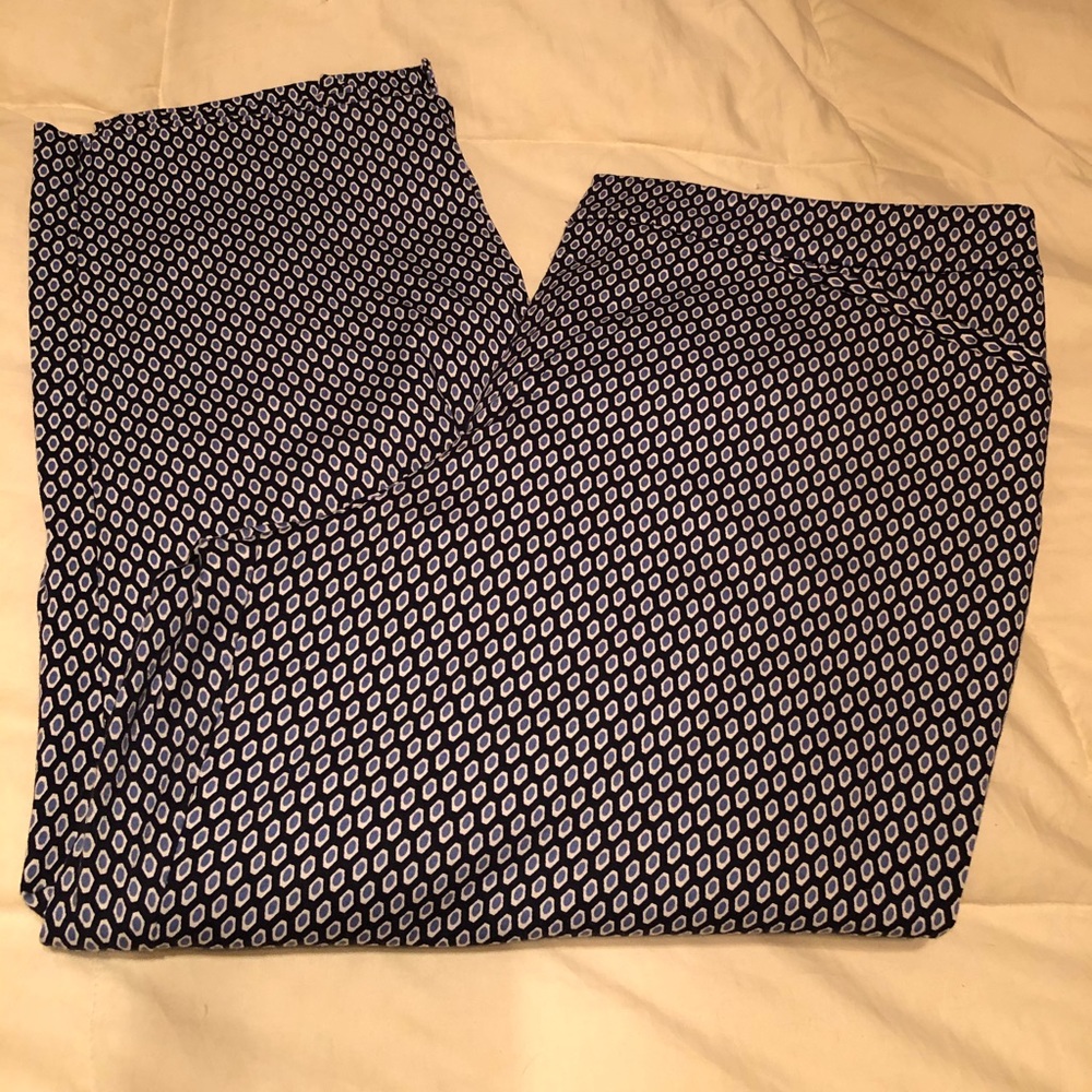 Navy and white patterned Capri pants